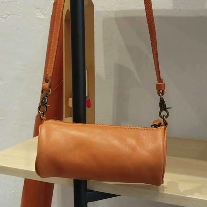 

Genuine Cowhide Leather Shoulder Bags Female Barrel-Shaped Vintage Versatile Chic Trending Fashion Women Zipper Crossbody Bag