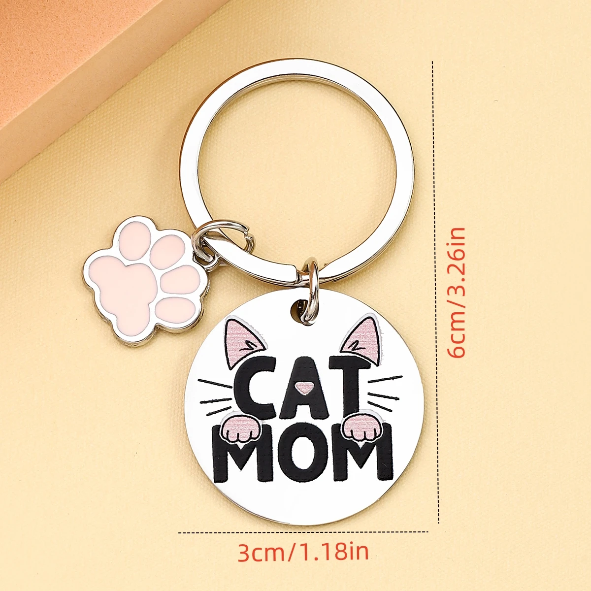 Cat Mom Keychain Gift - Ideal for Mother\'s Day, Christmas, Thanksgiving, and any holiday, perfect for giving to friends