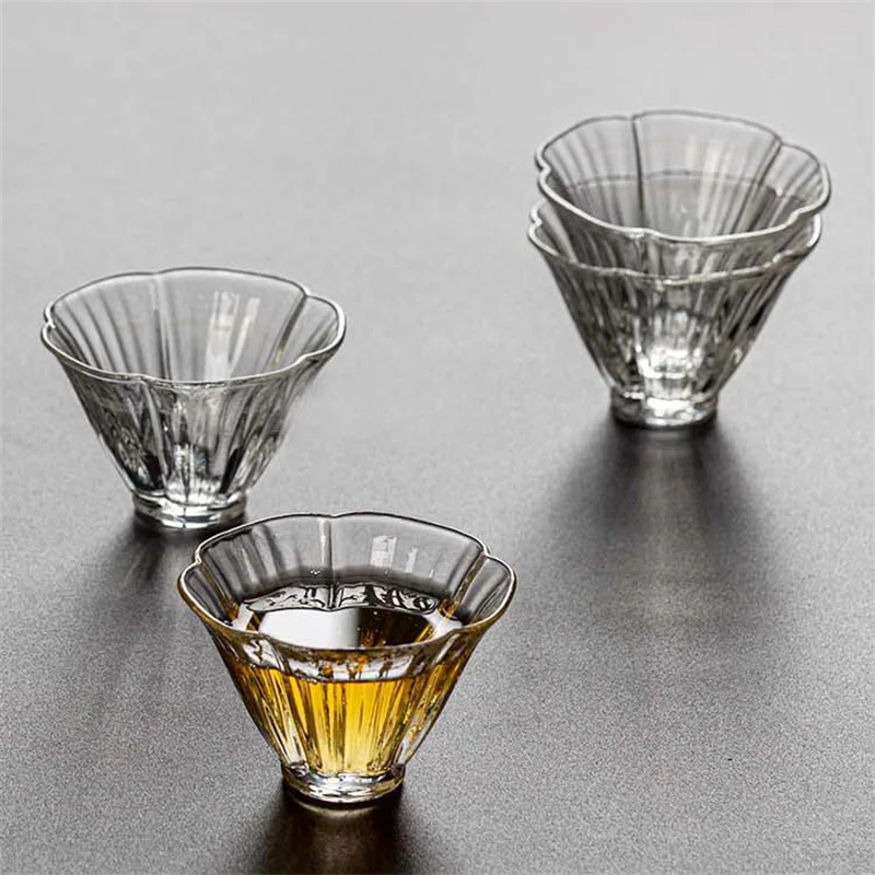 Japanese Style Flower Shape Small Capacity 40ml Clear Kung Fu Glass Tea Cup Glass Cup Teacup Teaware Accessories