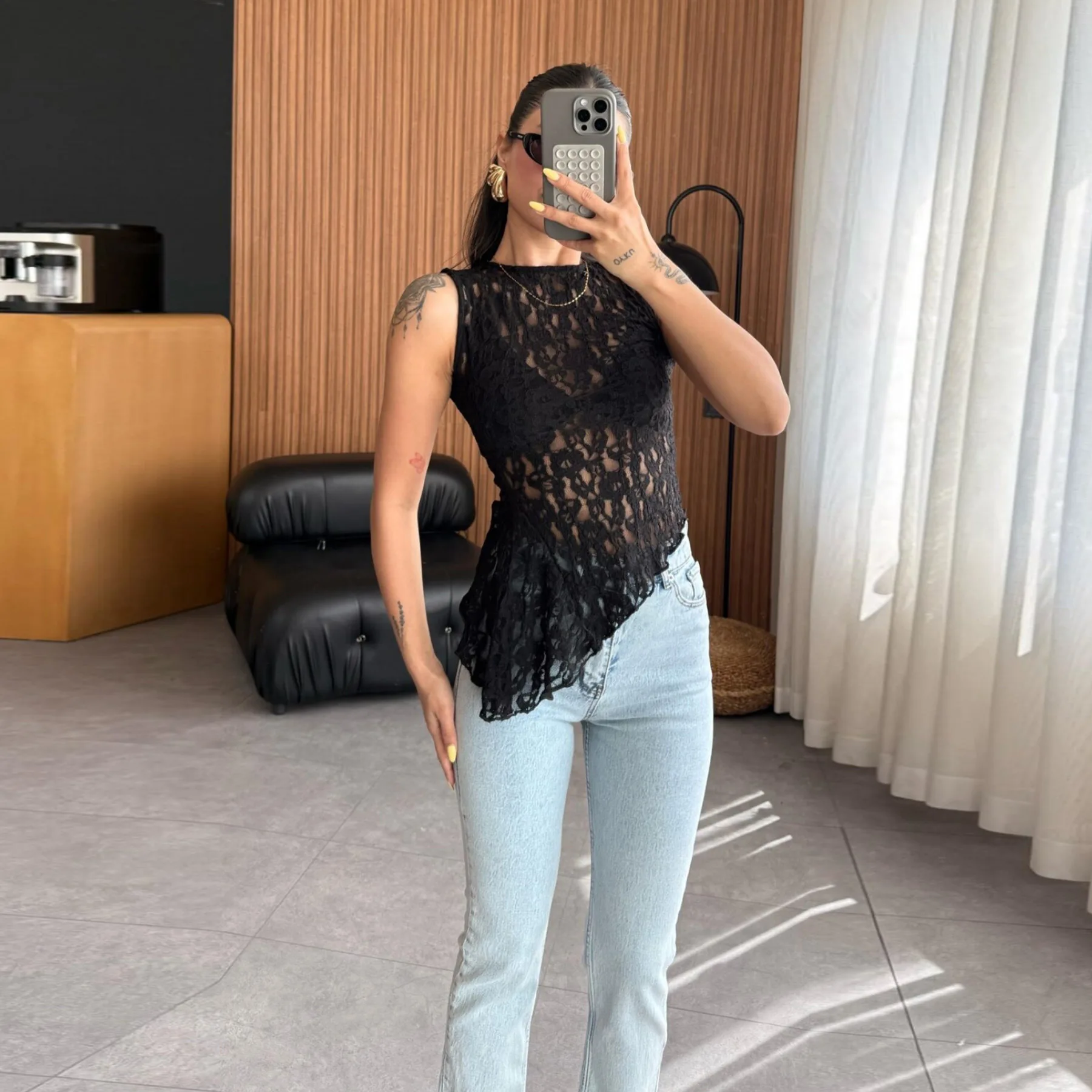 

2025 Summer Hot Women's Lace Shirt Waist Irregular Slanted Tank Top