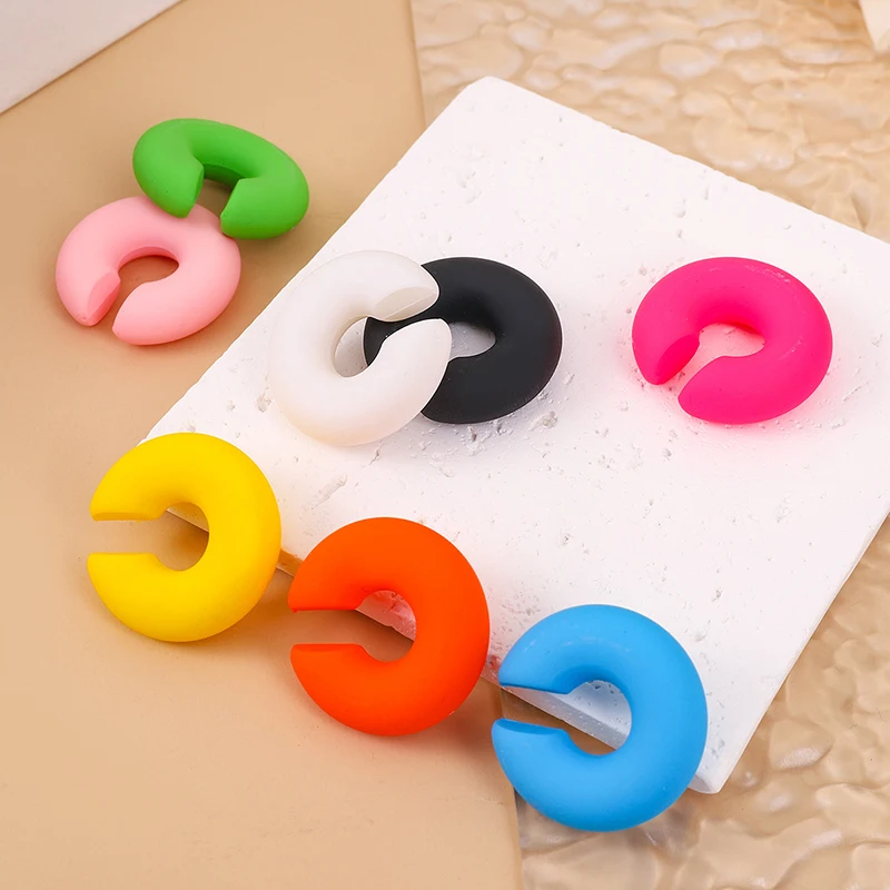 1 Paar Bonbon farbe runde Acryl Ohrclip Ohrringe für Frauen Mode einfache einfarbige Manschette C-förmigen Ohrring weiblichen Schmuck – Detail 9