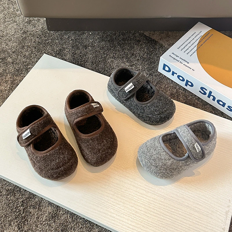 

Туфли из нечетки кожи для маленьких девочек, новинка 2025 года, зимние детские балетки на теплой подкладке, простая детская обувь Мэри Джейн на мягкой подошве в стиле ретро, возраст 1–3 лет