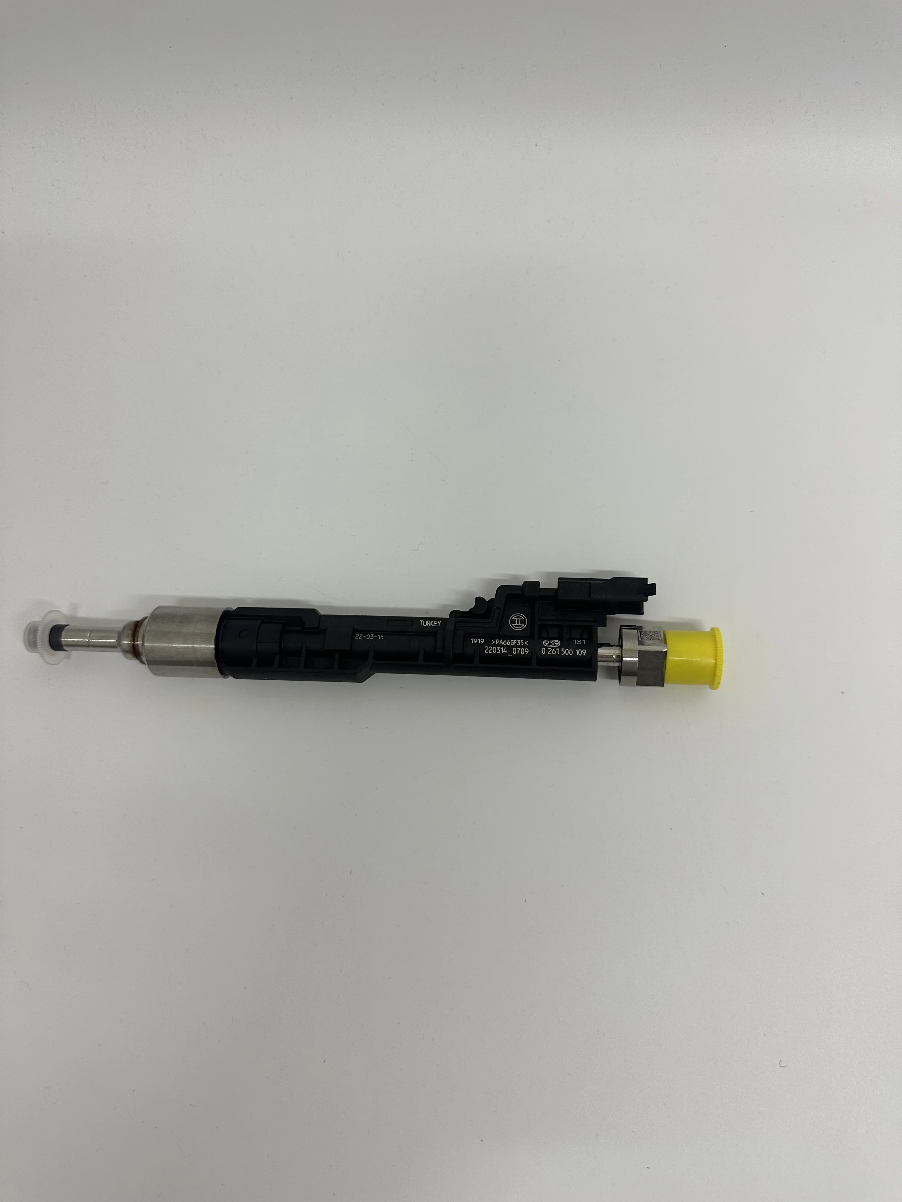 13647597870 new for BMW N2O, N55,320,325,525,530,740X5X6F18F35 injectors