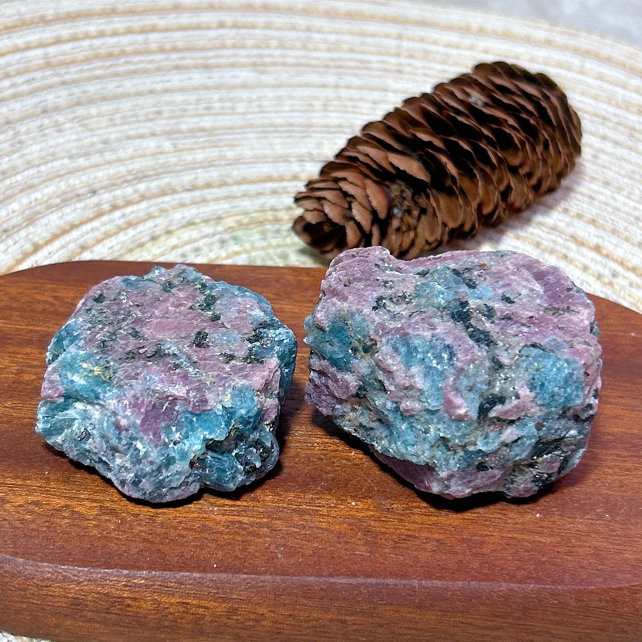 Healing Ruby With Aquamarine With  UV Effect Raw Specimen Natural Crystals Gemstones Home Decorations Room Decor Mineral Energy