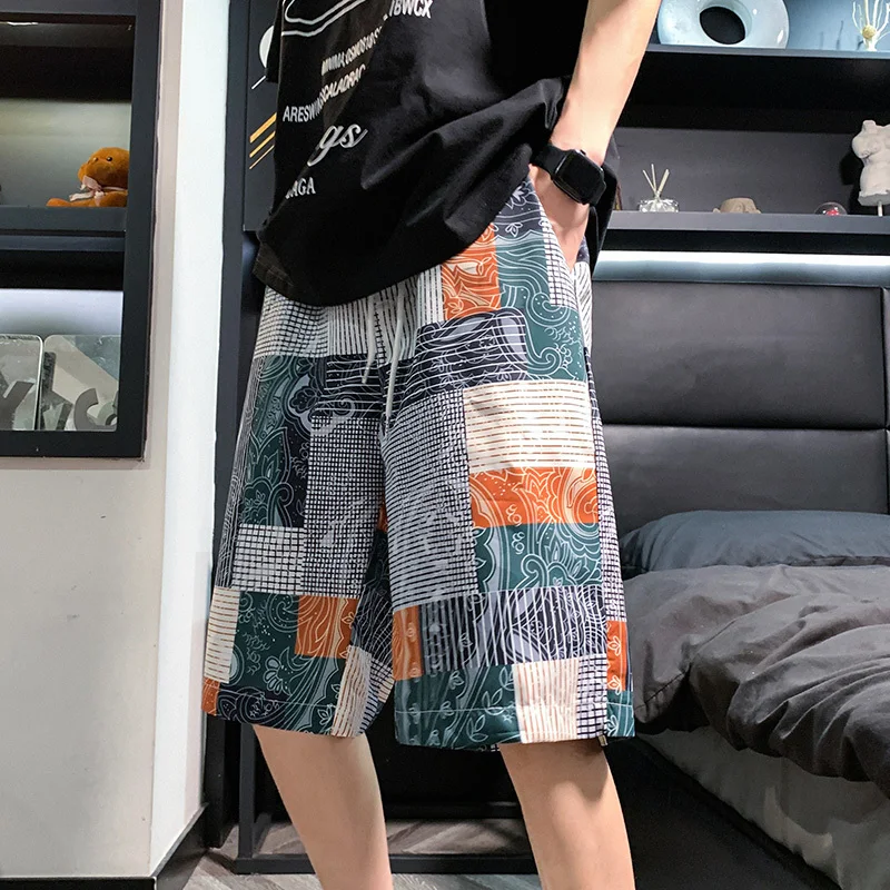 

Summer Shorts Men Fashion Retro Printed Shorts Men Streetwear Hip-hop Loose Ice Silk Shorts Mens Beach Shorts Plus Size 4XL