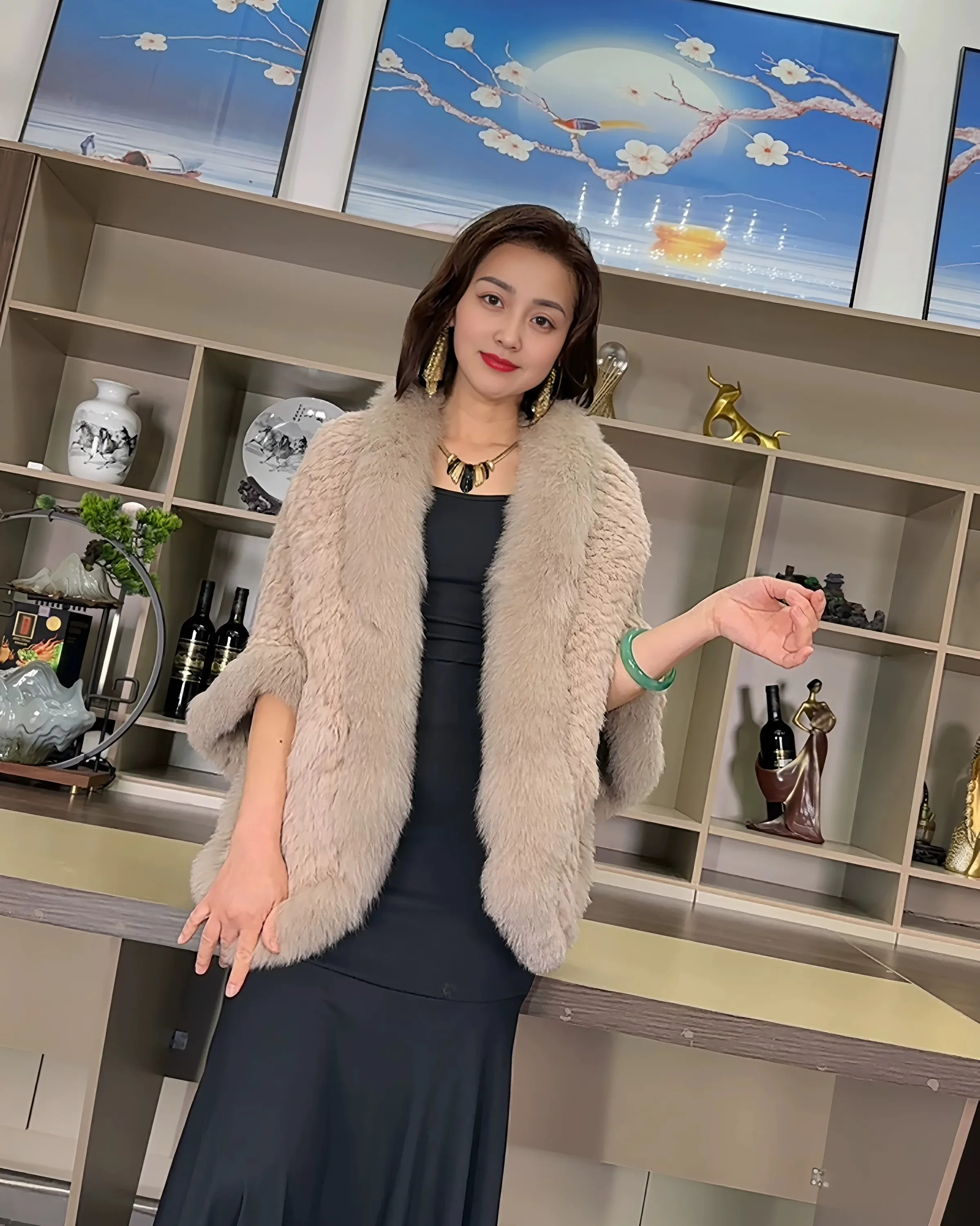 Hot Sales Rabbit Fur Woven Real Fur Coat Women Fashion Autumn Winter Shawl High Quality Fox Fur Collar Rabbit Fur Woven Cloak