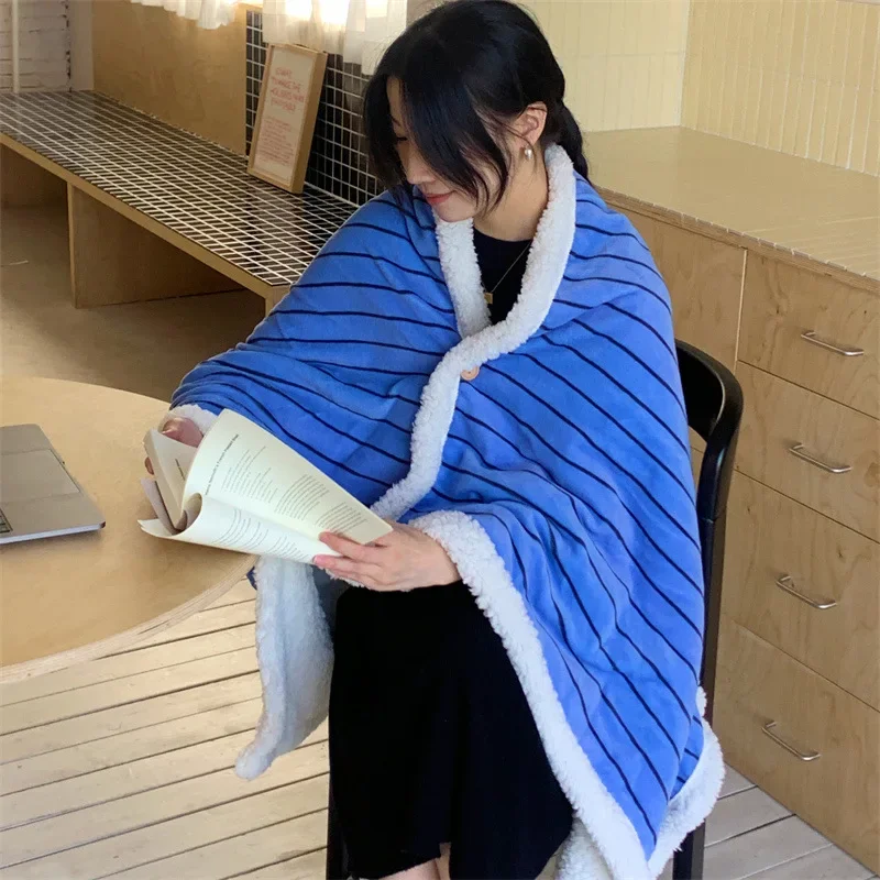 Multifunctional Milk Fleece Shawl Blanket Office Nap Blanket Thickened Student Dormitory Air Conditioning Blanket