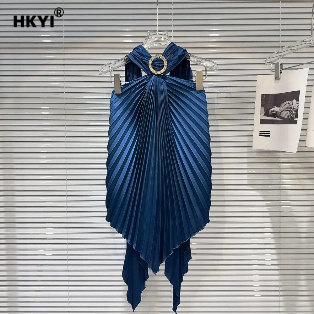 

Новые женские топы-майки High Street: весенняя коллекция, французский шик, со стразами, с перекрученными бретелями, плиссированные, из атласа, с завязками на шее