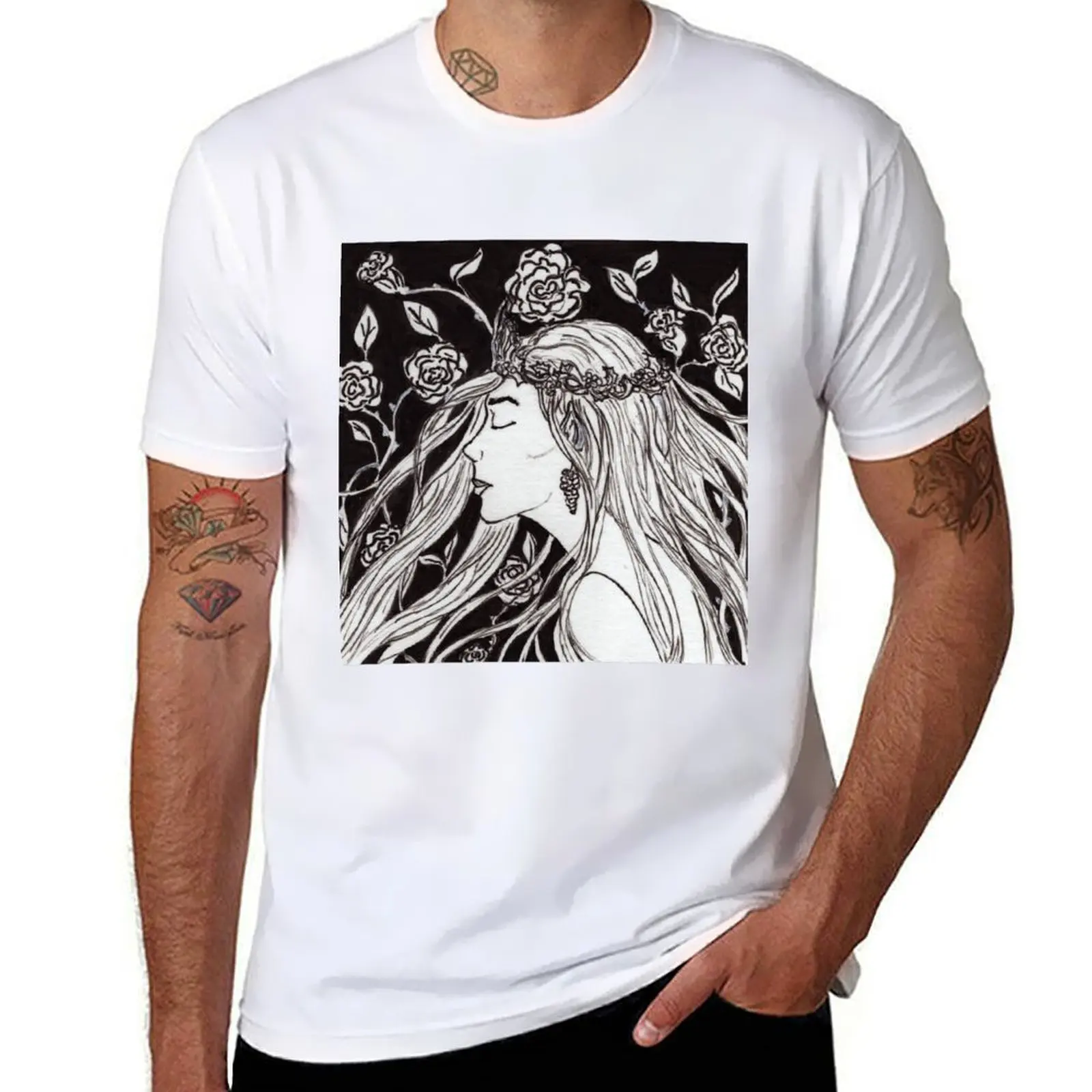 

White Rose of Shaerrawedd. Elf Queen with the Crown of Leaves and Berries T-Shirt oversized anime shirt cotton t shirt men