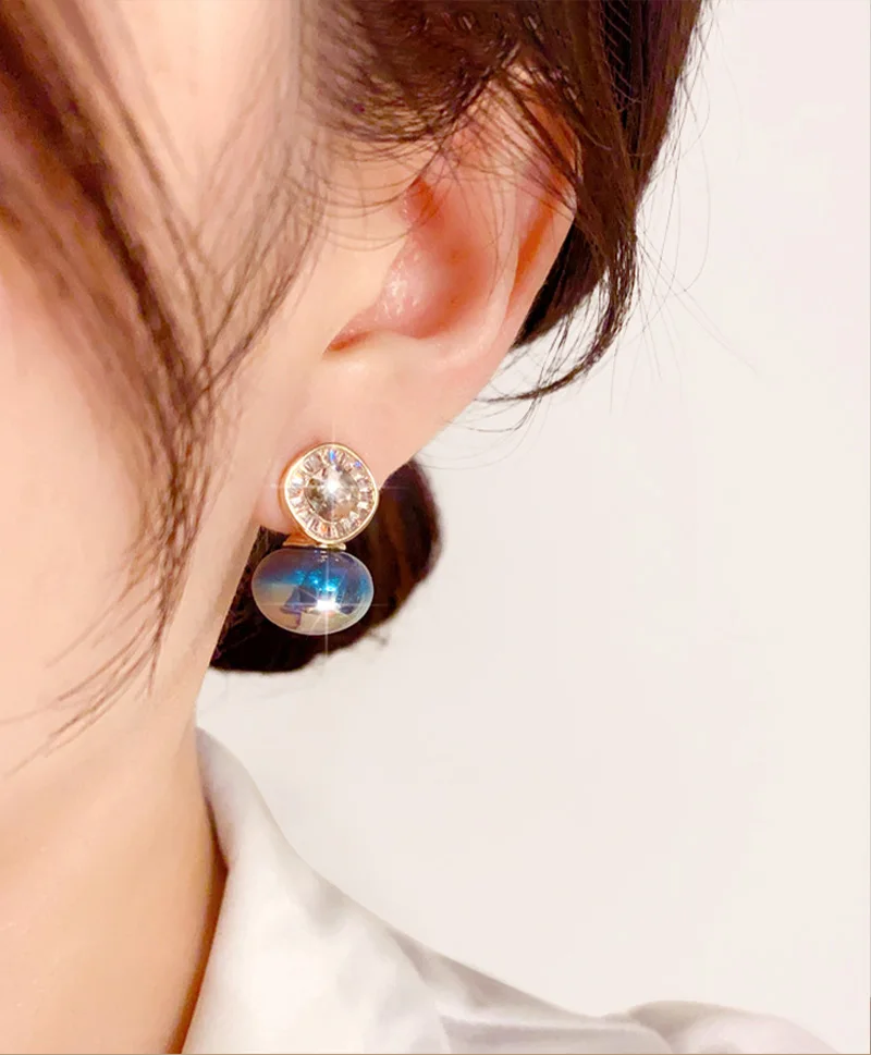 Lingzhi Wu Diamond Blue Pearl Stud Earrings for Female, Luxury, Top Quality, New Arrival