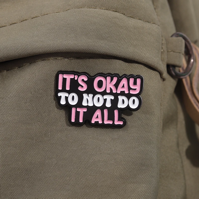 It's Okay To Ask for Help Creative Brooches It's Okay to Be Afraid Brain Enamel Pins Cartoon Mental Health Lapel Badge for Gift