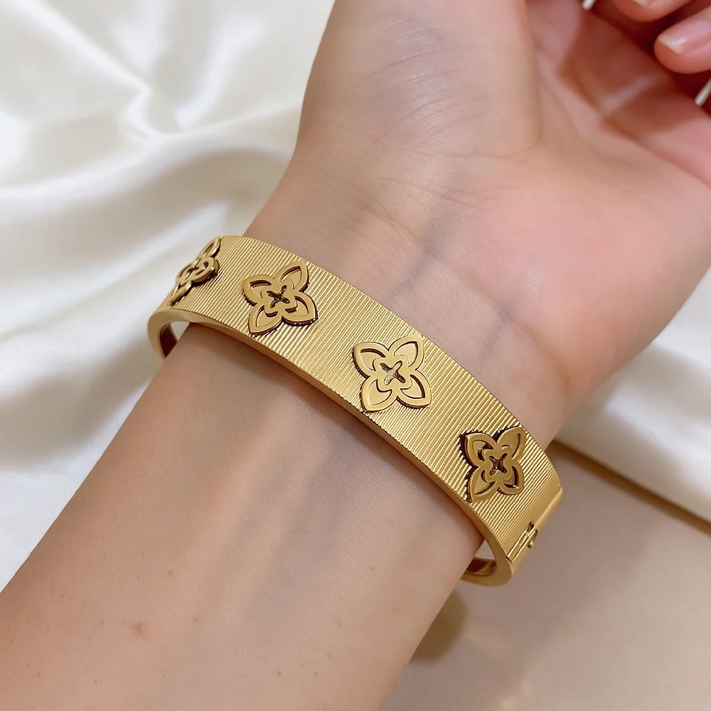 Greatera Marke Damen Minimalistischer Modeschmuck Edelstahl Vierblättriges Blumen-Zirkon-Armband Party Klassischer Wasserfester Schmuck – Detail 4