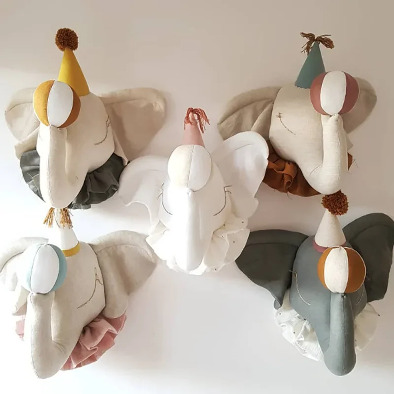 Décoration murale tête d'éléphant en peluche, jouet tête d'animal Adorable, excellent choix de décoration pour les chambres d'enfants et accessoire de séance photo pratique