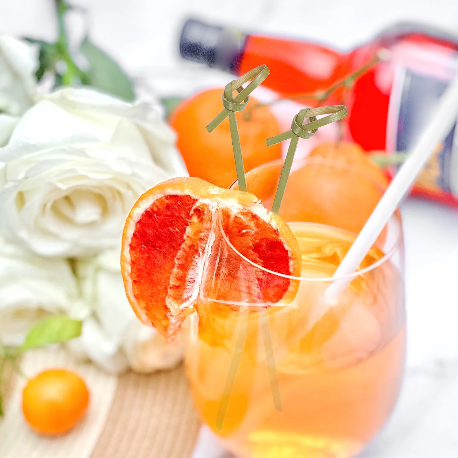 

200 pcs Bamboo Cocktail Picks 10.5Cm Thickened Disposable Fruit Sticks For Party Appetizers Drink Garnish Decor Red Bead Design