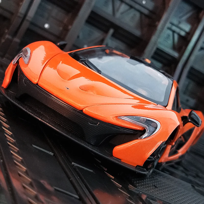 

rastar 1/24 McLaren P1 alloy car model ornaments static collection butterfly door openable toy decorations