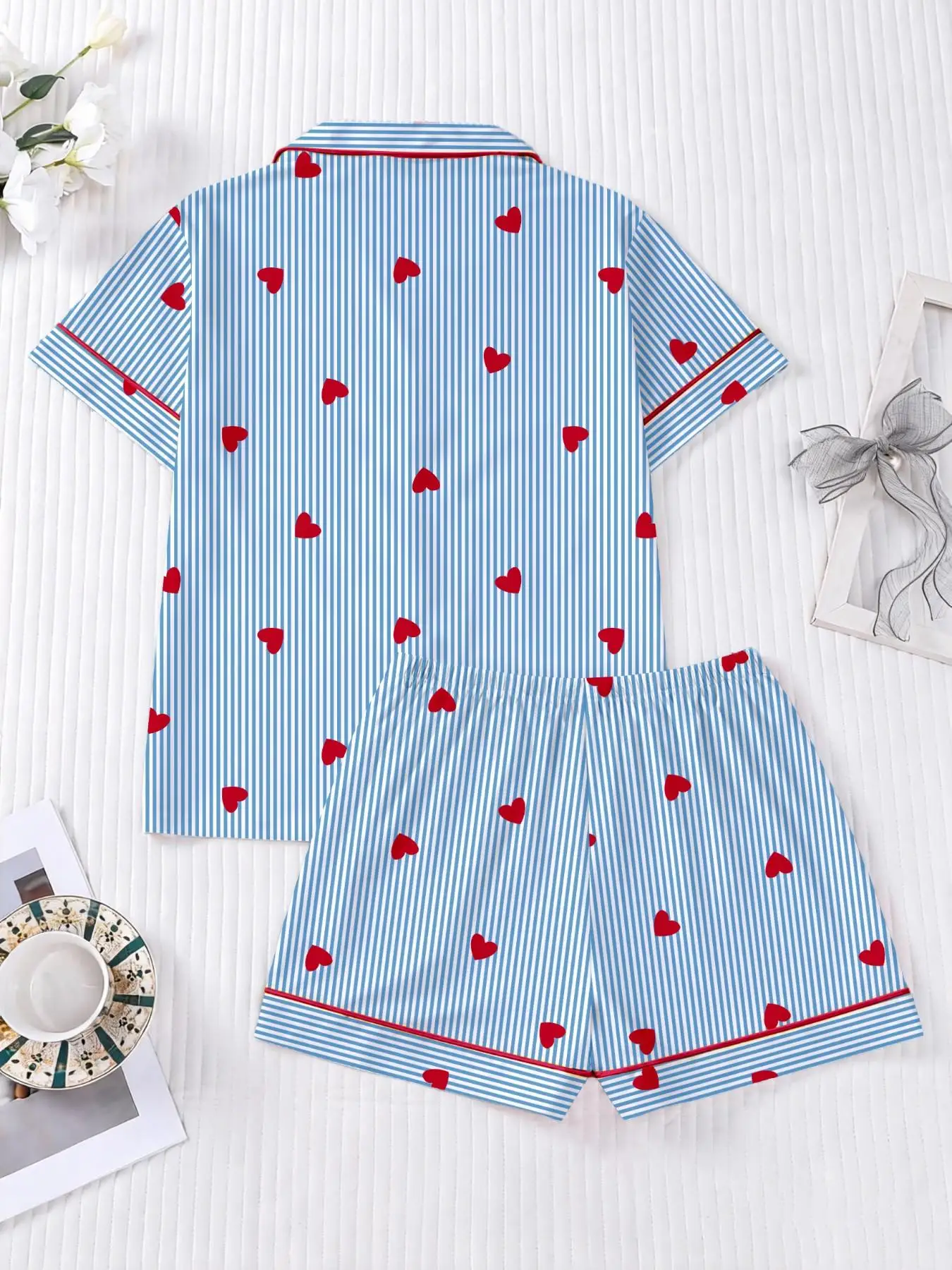 Women's Pajama Set, Heart-shaped Print Pajama Set, Comfortable Turn-Down Collar Top and Shorts