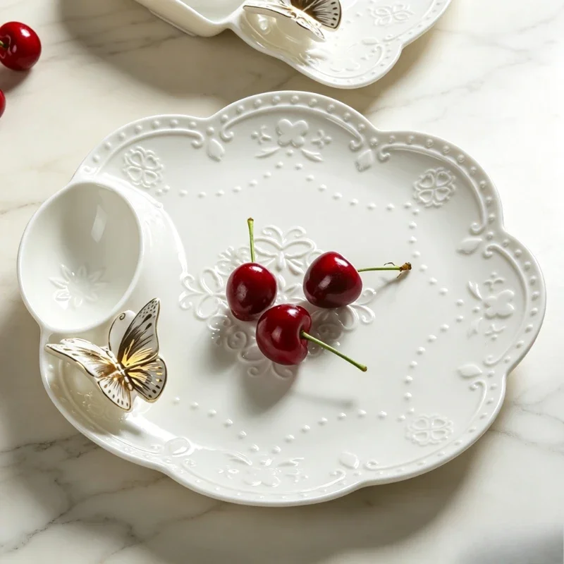 European Embossed Ceramic Dumpling Plate With Vinegar Compartment Divided Serving Tray for Dumpling Steak Fruit And Snack