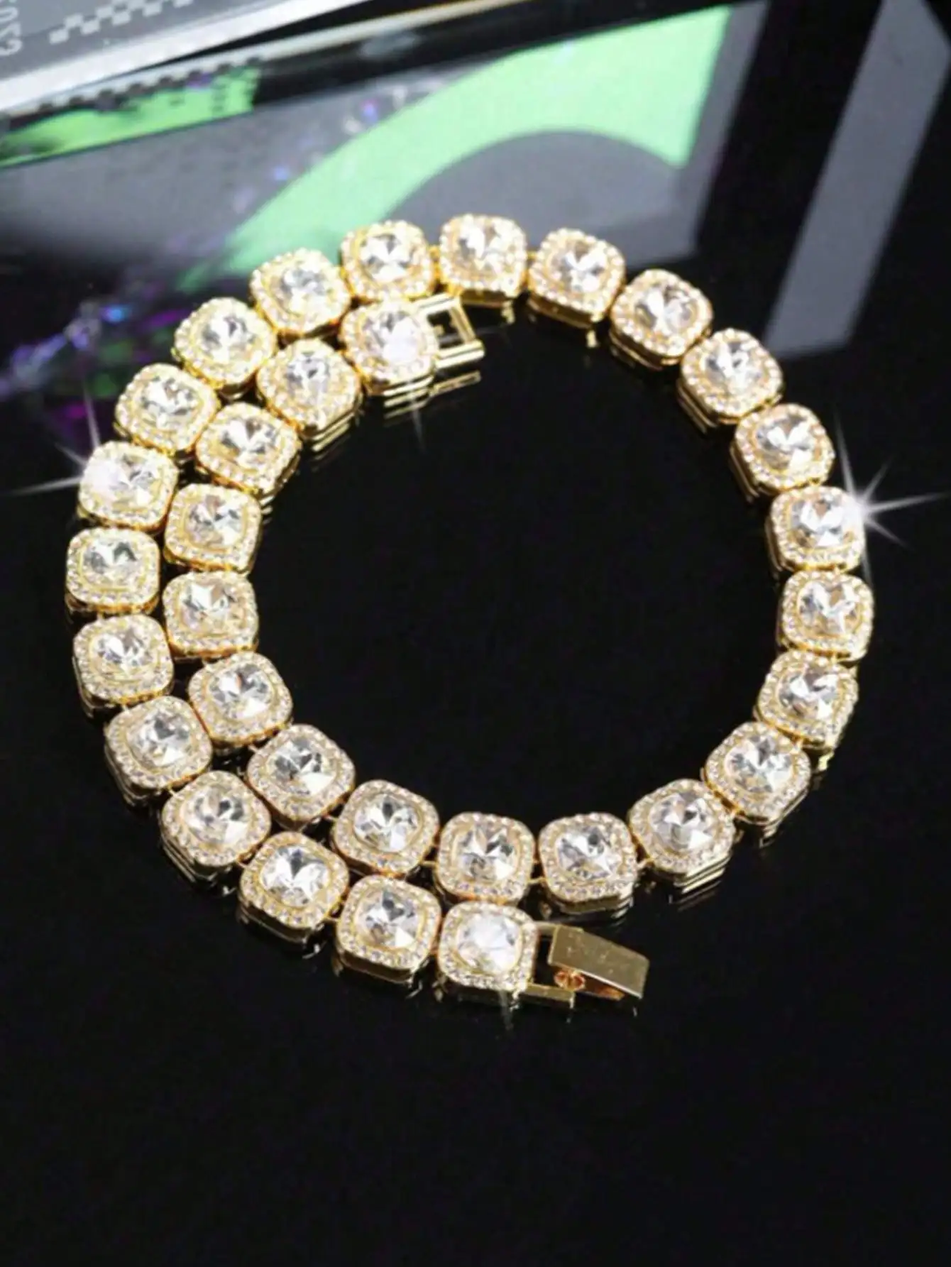 

Unisex 18K Gold-Plated Cuban-Style Shiny Chain Necklace and Bracelet with Adjustable and Layered Design, Jewelry