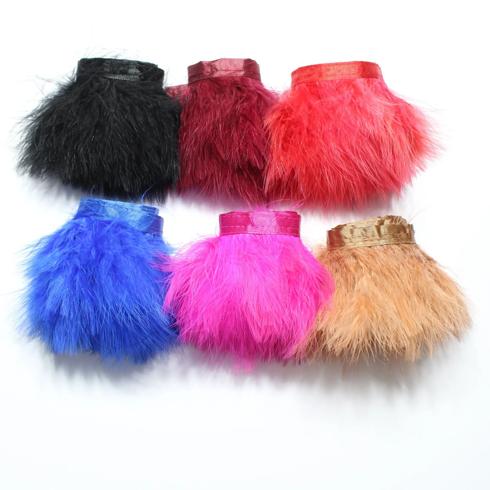 9cm wide, natural turkey feather decoration with feather tassels, used for DIY sewing of clothing and dress decoration.