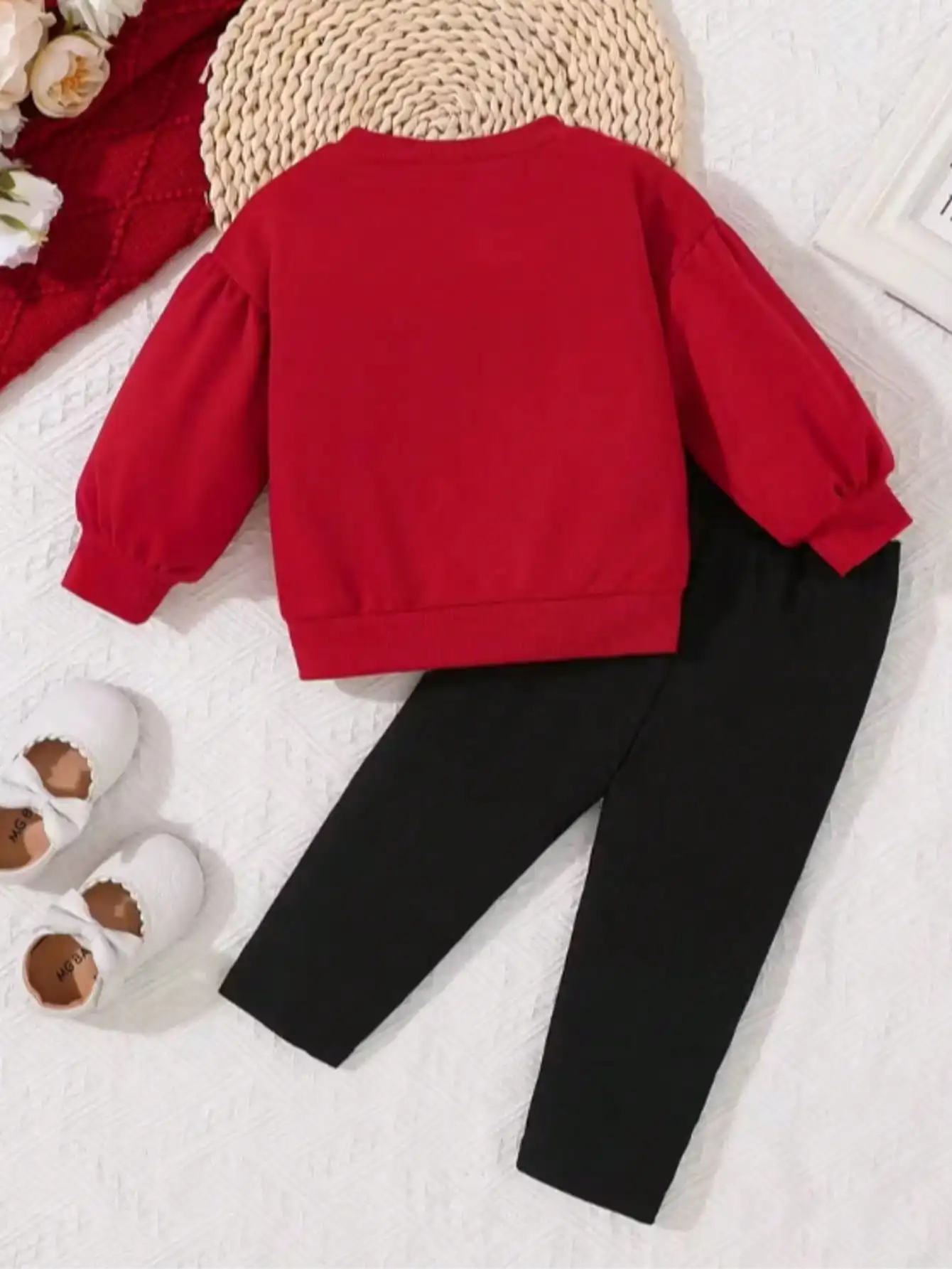 2 sets of girls' autumn and winter bow hooded sweatshirts and black pants, trendy and suitable for outdoor wear