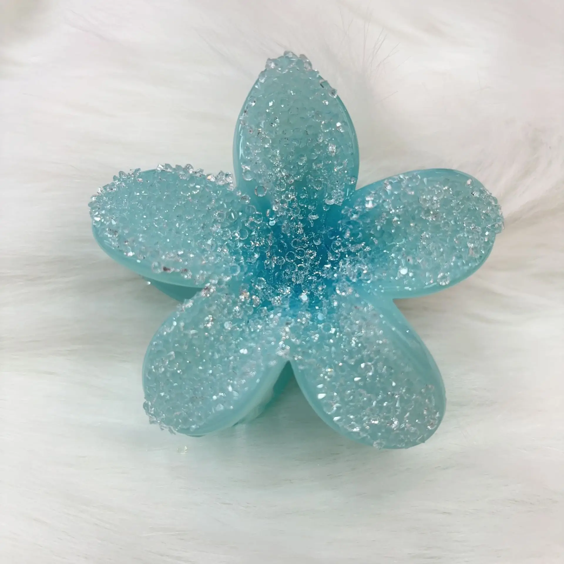 Nouvelle pince à griffes de fleur de forage à eau-Style haut de gamme, pince requin pour cheveux chignon, accessoire de cheveux scintillant pour les femmes