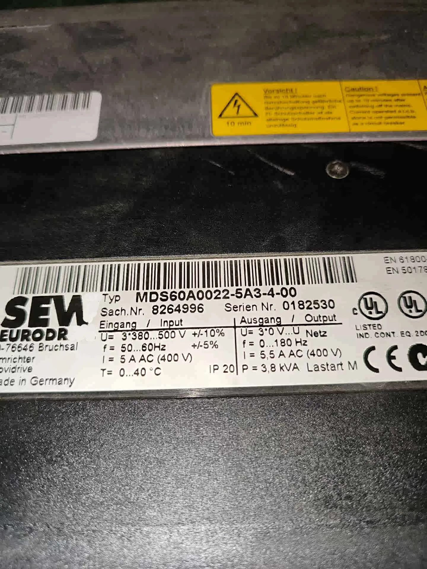 MDS60A0022-5A3-4-00 العاكس لخياطة MDS60A0022-5A3-4-00