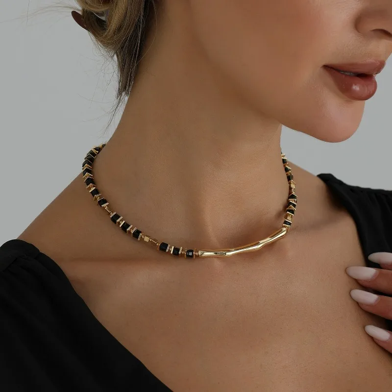Black Square Cube Crystal Beaded Wave Metal Rod Necklace for Women Personalized Daily Accessories Party Jewelry Birthday Gifts
