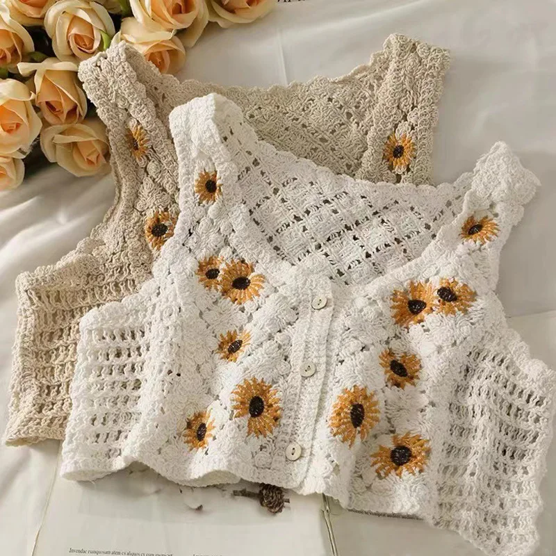 New Fashion French Retro Hollow Small Daisy Knit Mori Waistcoat Women's Design Sense Short V-neck Vest To Wear The Top