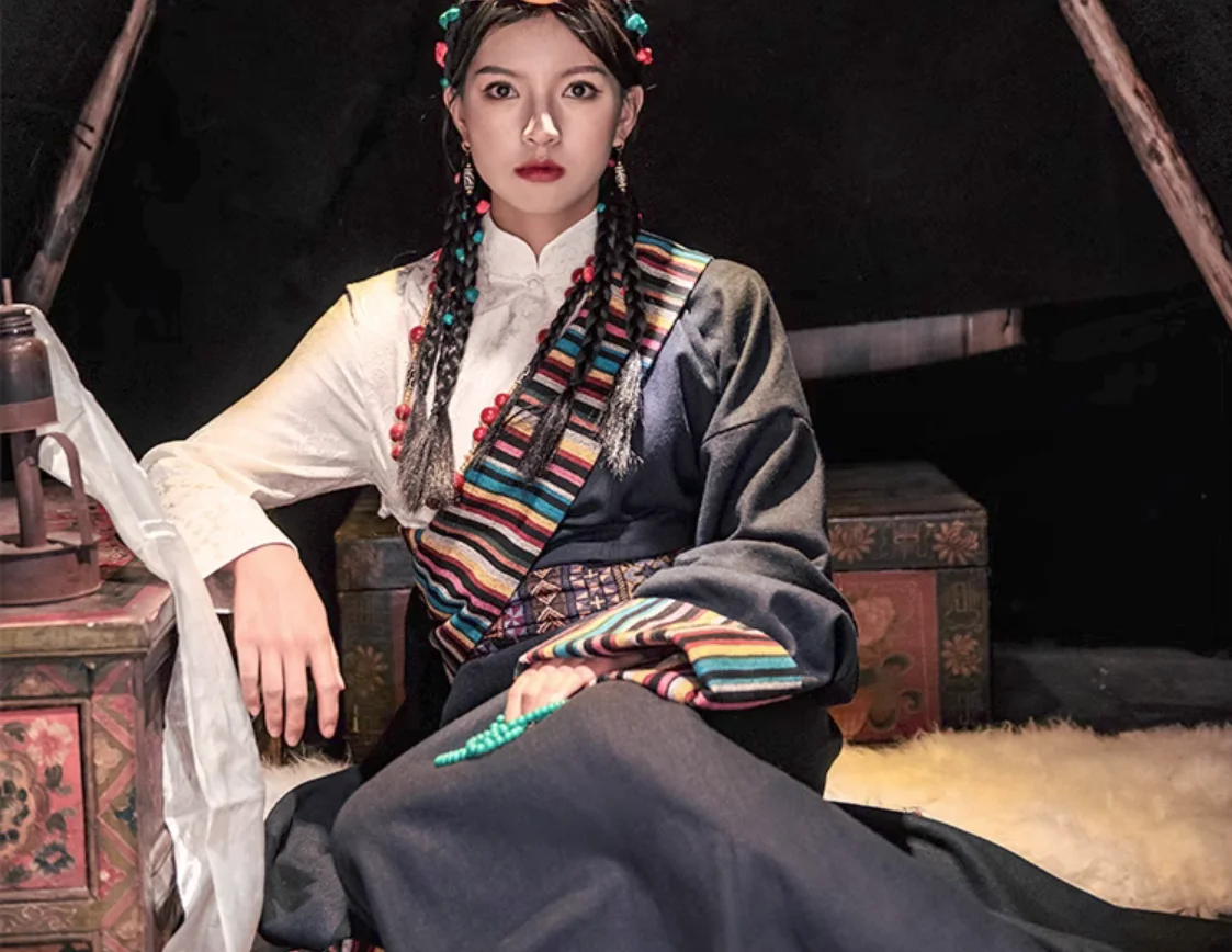 Costume de Scène Tibétain, Robe de Style Minoritaire Féminin, Ensemble de Spectacle de brev