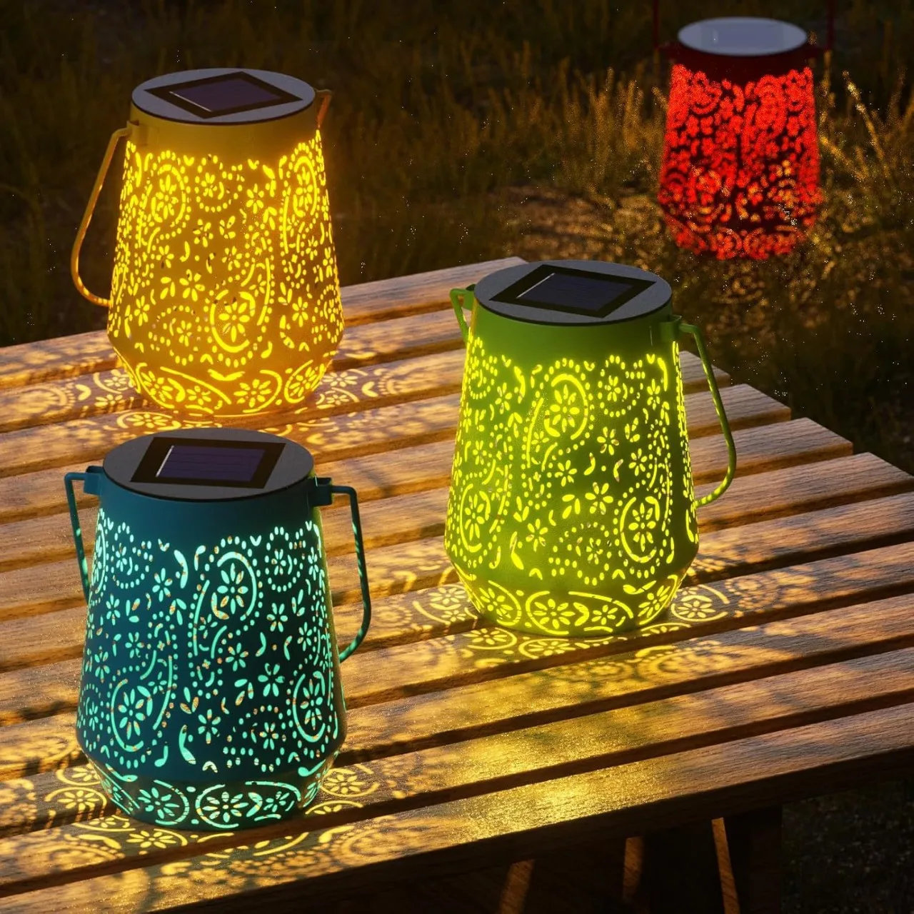 

Solar four-color lantern ironwork hollow-out courtyard balcony garden decoration creative hanging lamp