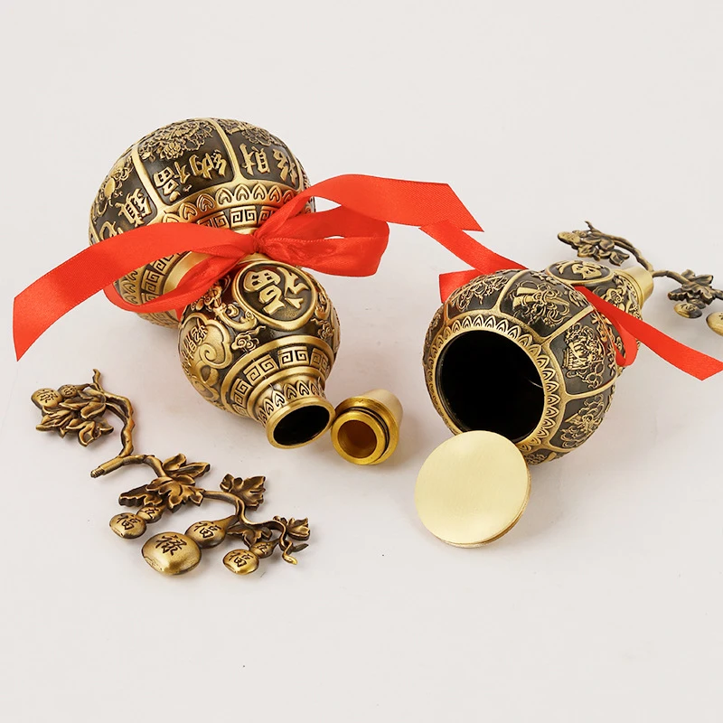 Brass octagonal copper gourd relief, eight treasure open-mouthed copper gourd, entranceway copper gourd decorations, and copper