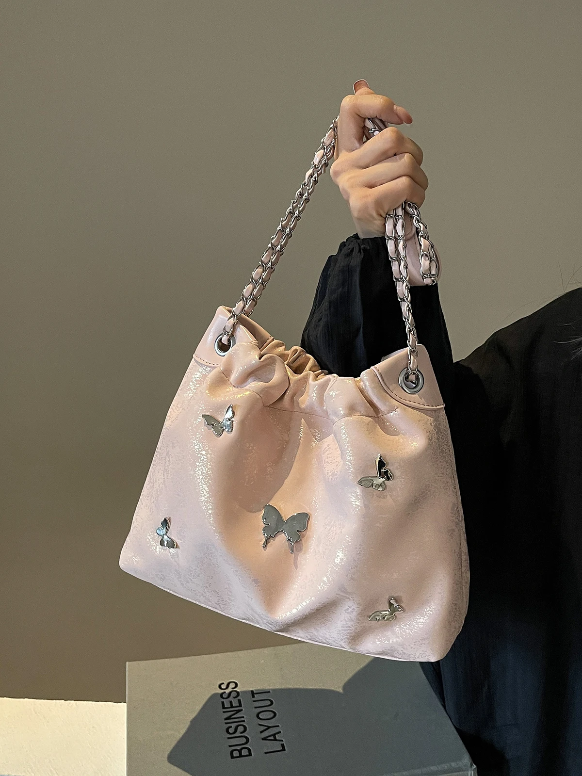 Silver PU Leather Crossbody Bags For Women 2024 Spring Y2k Fashion Female Bucket Bag Lady Chain Shoulder Bag Handbags And Purse image 4