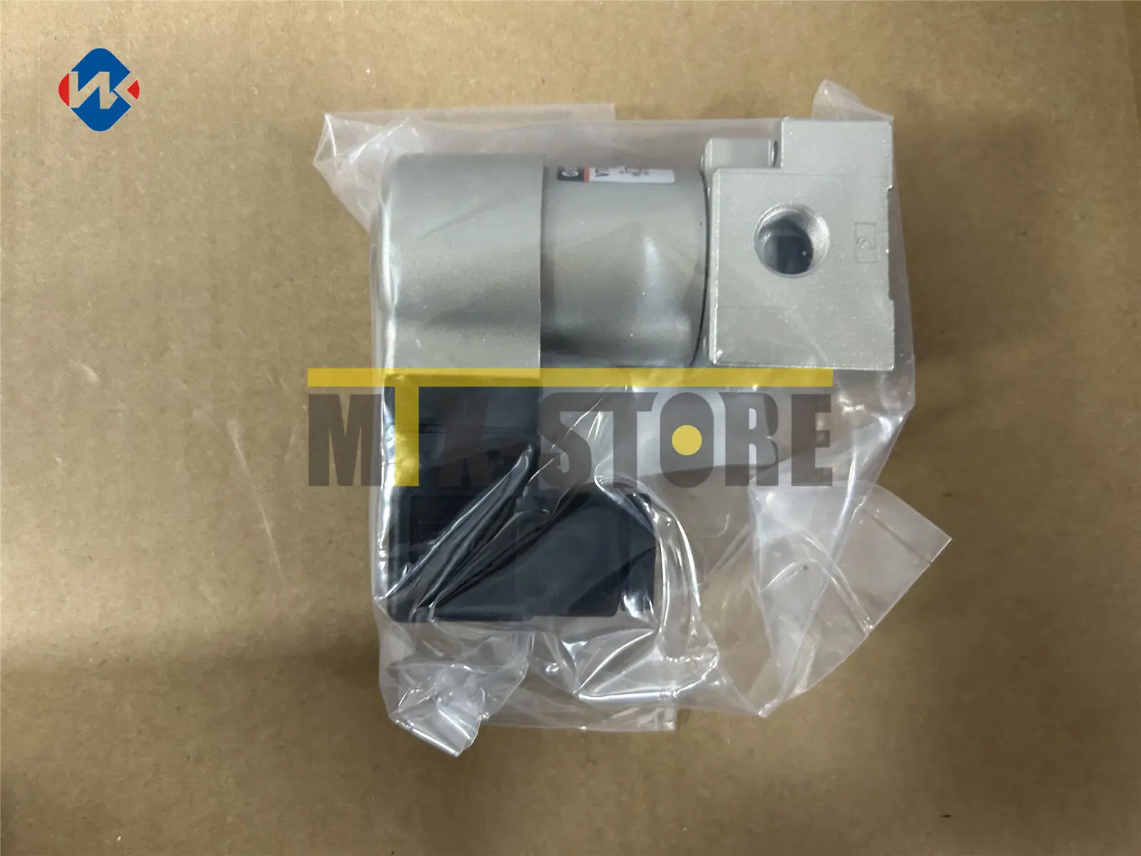 1pcs Brand new ones for SMC Solenoid Valve VT315-024D