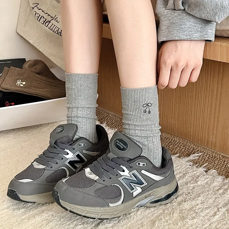 Solid Color Socks Women Cute Bow Embroidery Kawaii Middle Tube Socks Korean Style Harajuku Streetwear Cotton Knitted Socks