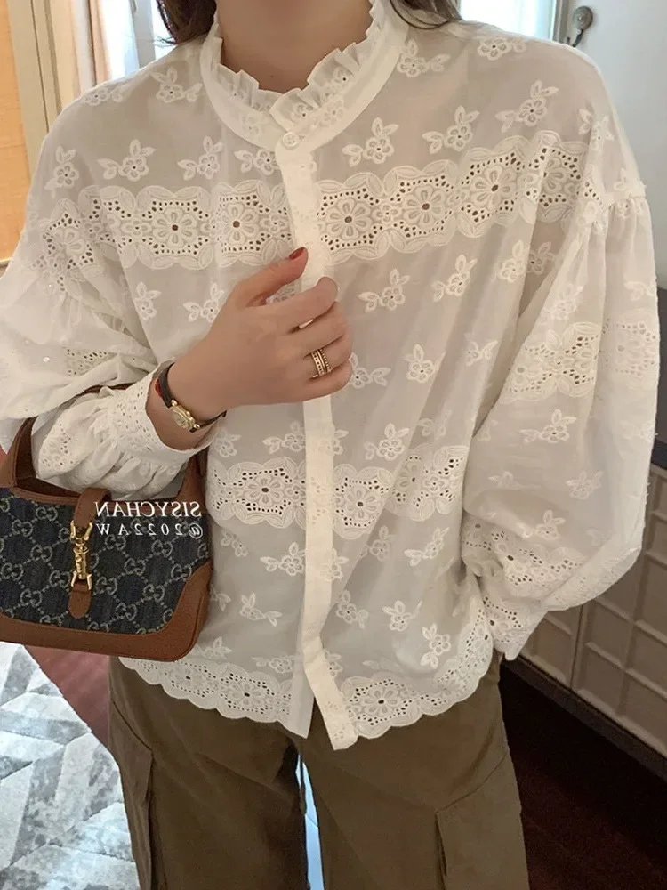 

Vintage Women Blouses Loose Puff Sleeve White Shirts Stand Neck Hollw Out Korean Blouse Chic Embroidery Tops Blusas De Mujer
