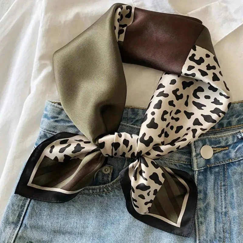 Retro Korean-style leopard print scarf for women's clothing decoration, versatile, thin square imitation silk square scarf