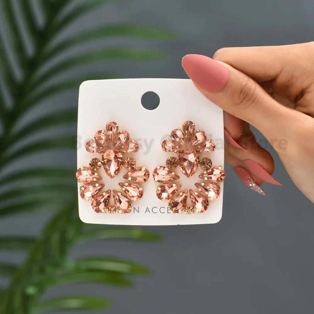 Fashion Multicolour Crystal Earrings For Women Luxury Elegant Design Ear Studs Geometric Charms Jewelry Accessories Banquet Gift