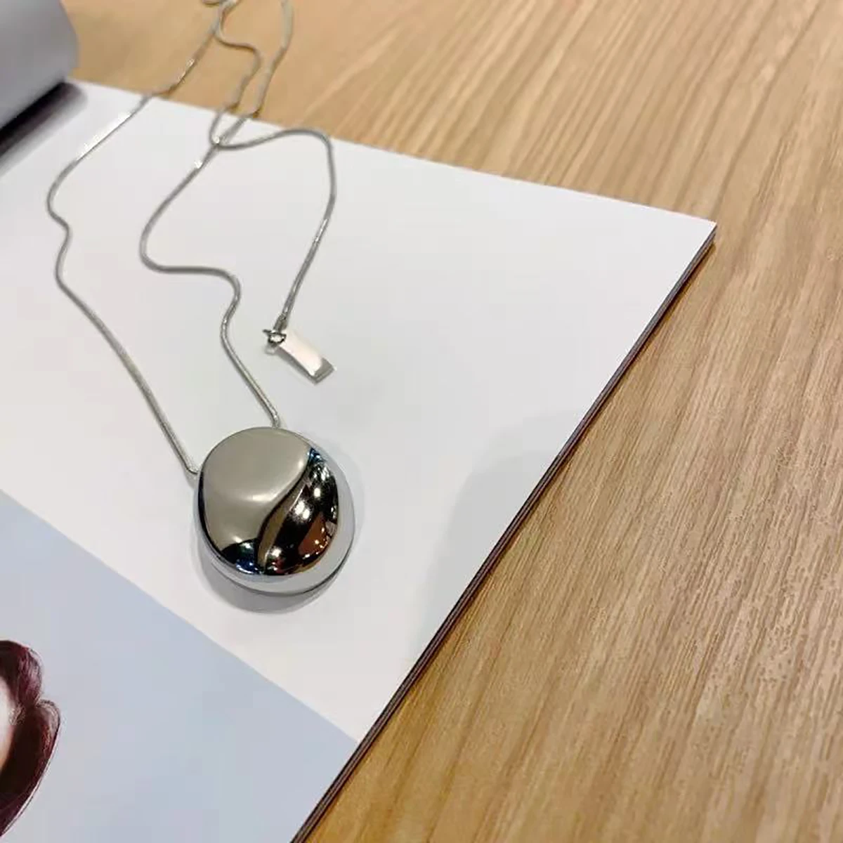 Fast stainless steel snake bone chain Stainless steel Oval pendant Long length adjustable sweater chain necklace for women