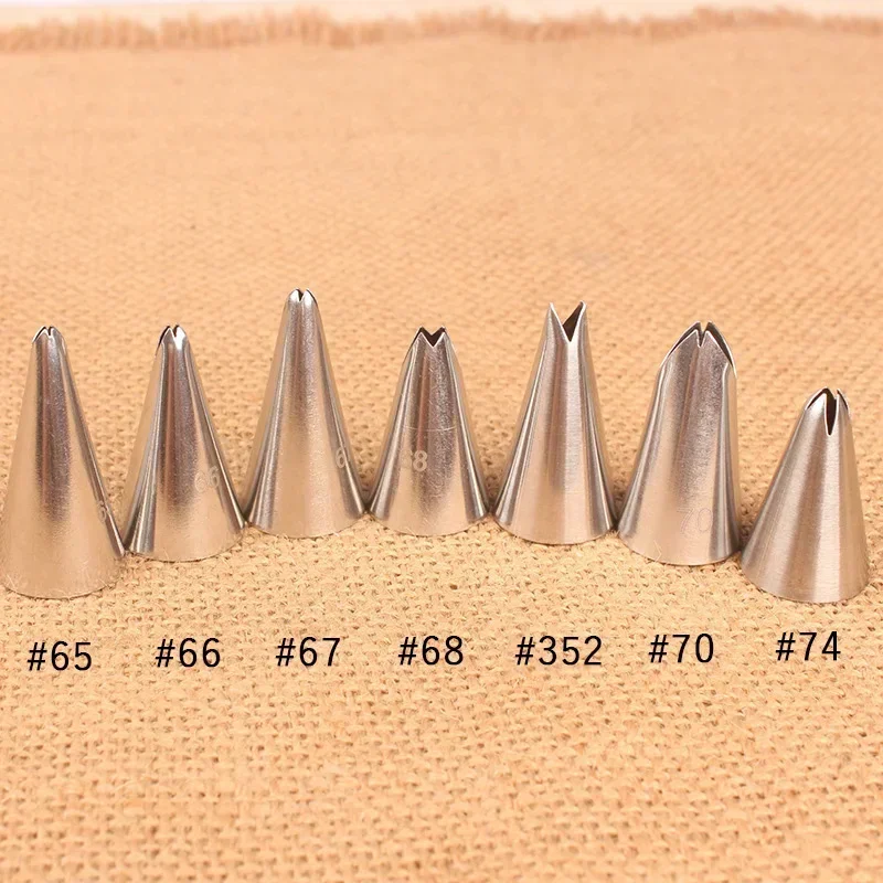 7pcs Different Styles Icing Piping Nozzles Leaf Leaves Stainless Steel Nozzles Set For Cake Tool Cupcake Pastry Tips Tools