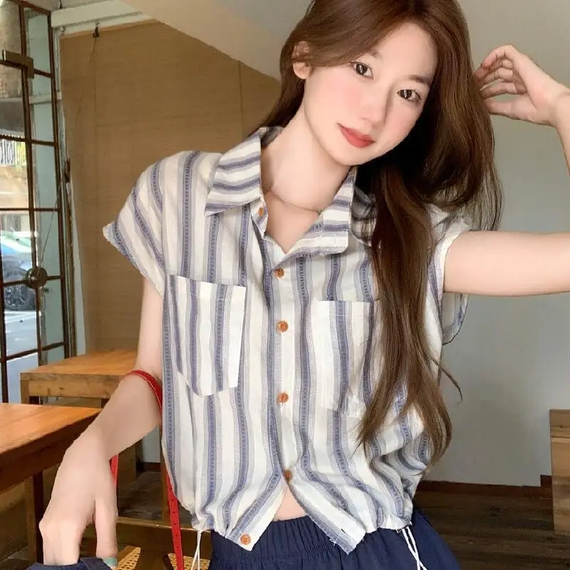 Fashionable Women's Striped Shirt Short Sleeved Summer New Item Loose Casual Tops for Teenagers Comfortable Versatile T-Shirt