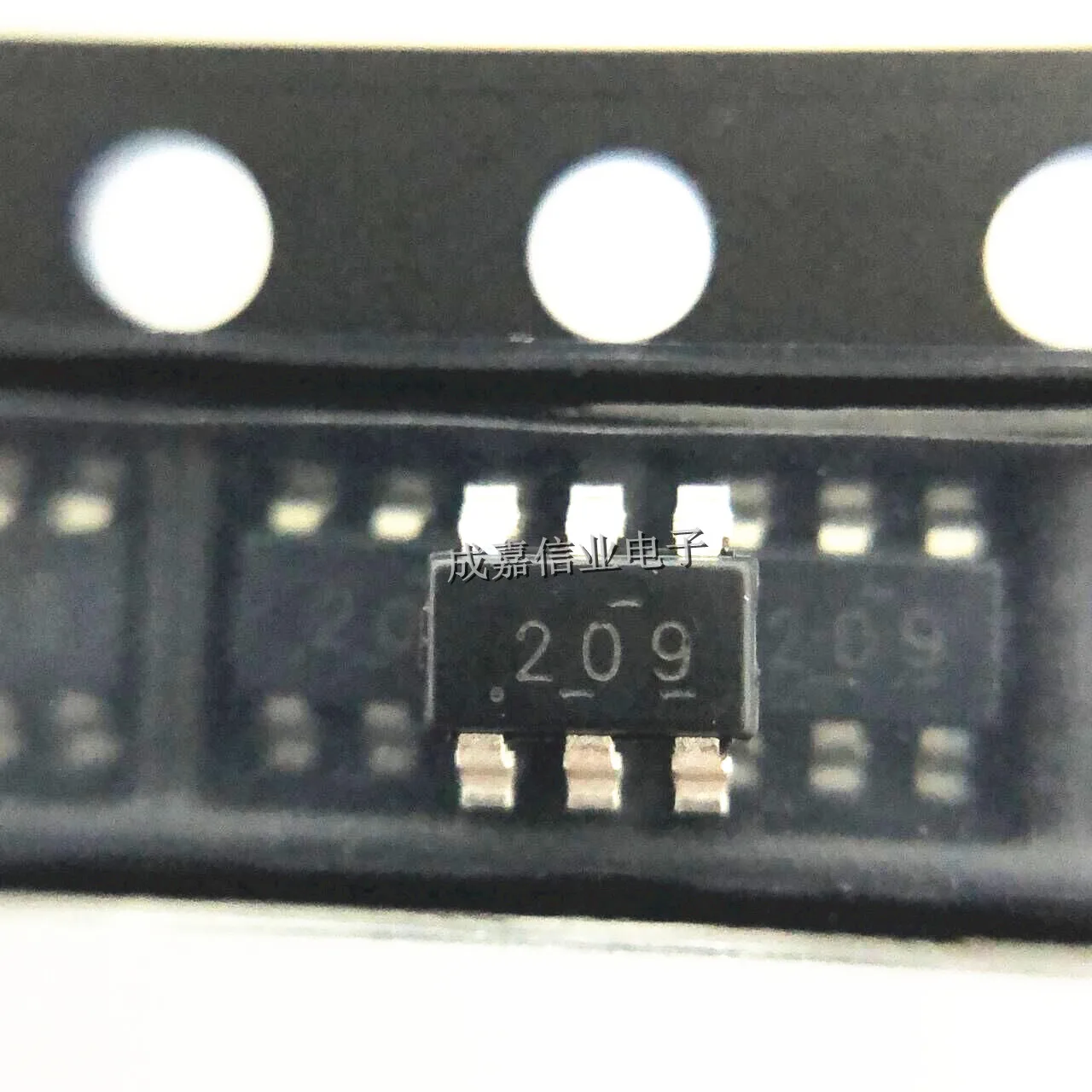 10pcs/Lot TPS562209DDCR SOT-23-6 MARKING;209 Switching Voltage Regulators 17V Input 2A Sync SD Regulator