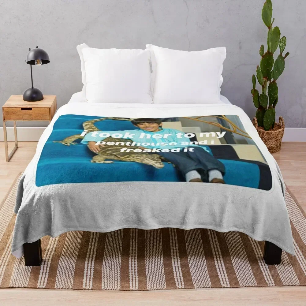 

Ravi Freaked it Throw Blanket Summer Decorative Throw Thin warm winter Blankets