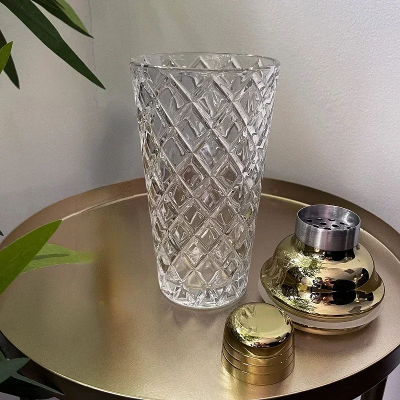 

Creative Fashion Glass Cocktail Shaker Kit 13 Ounce Martini Mocktail Making Set with Leakproof Metallic Steel Lid for Home Use B