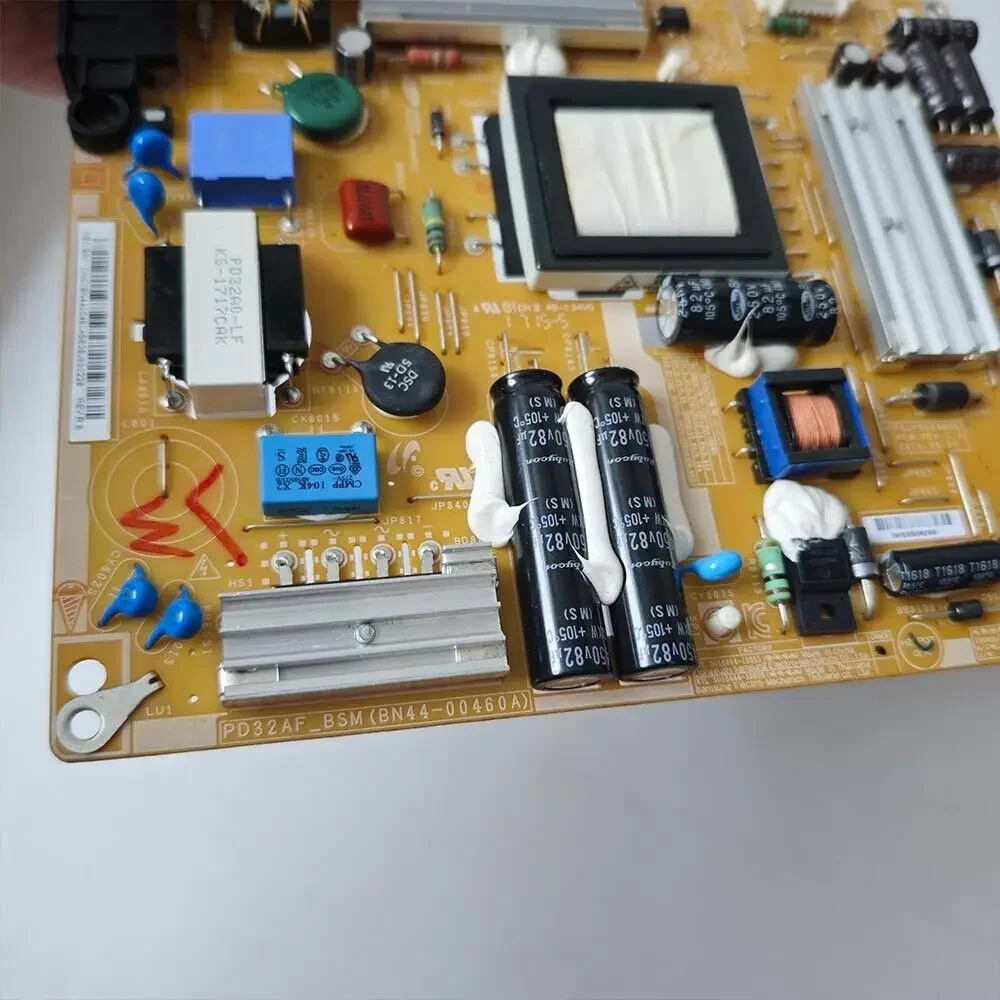 لوحة إمداد الطاقة لـ UE32D5000 ، D5500 ، D5520 ، UN32D5500RF ، D5500RH ، UN32D5500RFXZA ، UN32D5500RH ، UN32D5500RH ، UN32D5550RFXZP