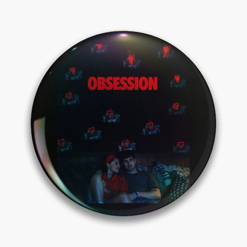 Obsession Movie Pin Holographic Star Heart Pin Brooches Laminated Button Fashion Accessory