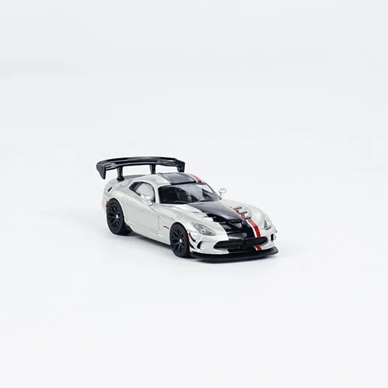 Tarmac Works Model Car Dodge Viper ACR Extreme Alloy Die-Cast Vehicle - Silver Metallic  Collection 1/64