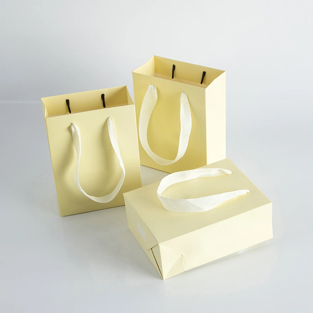 10pcs  Paper Bags with Handles Gift Bags 12x6x16cm Gold White  Film Bright Kraft Cardboard Birthday Party Favors Goody Tote Bags