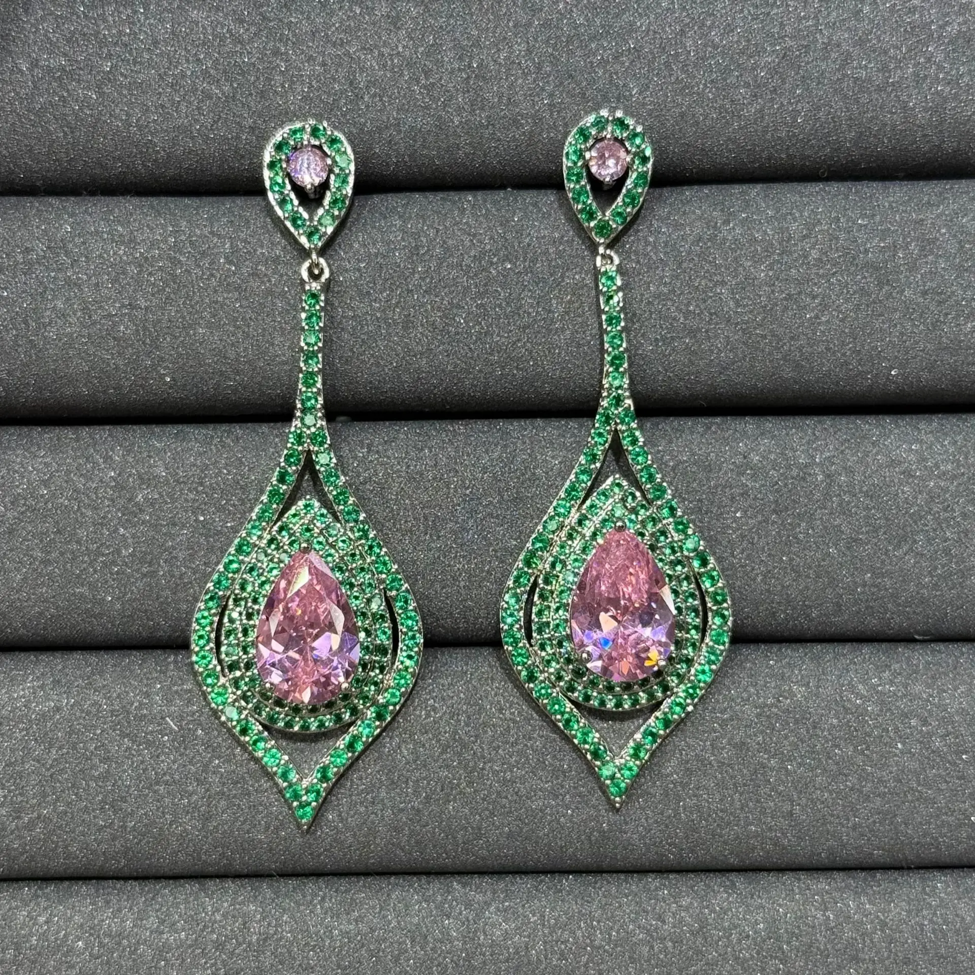 orecchini-pendenti-vintage-a-goccia-con-zirconi-per-donne-gioielli-scintillanti-orecchini-lunghi-eleganti-per-banchetti-formali-e-feste