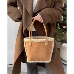 Lamb Wool Handbag Female 2023 Autumn Winter New Trend Niche Bucket Bag Fashion All-Matching Bag With Pouch Vintage Classic Tote