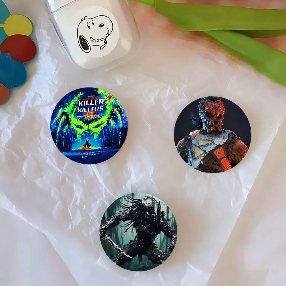 فيلم P-Predator Badlands 32/44/58 مللي متر دبابيس كرتونية مستديرة دبابيس يدوية لحقيبة الظهر مجوهرات اكسسوارات هدايا شارة إبداعية #4